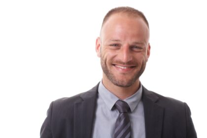 Smile, “Squinch” and Get Your Best Profile Picture Online