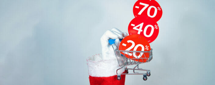 15 Holiday Marketing Statistics for Small Business Owners